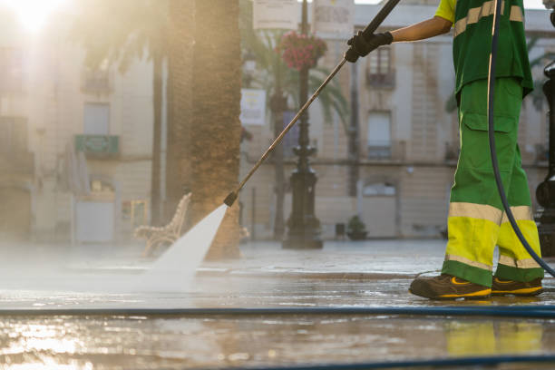 Best Oil and Grease Removal from Surfaces in Davenport, IA